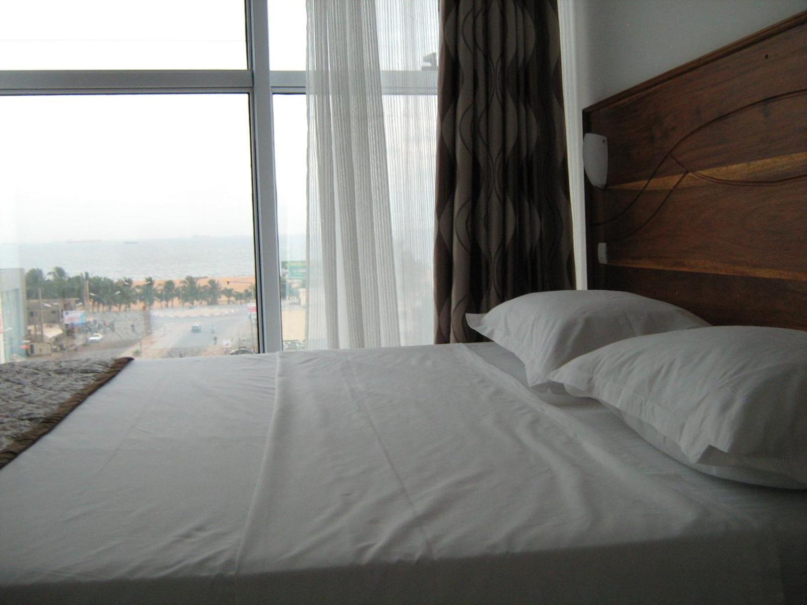 Rosalie'S Suites Λομέ Εξωτερικό φωτογραφία