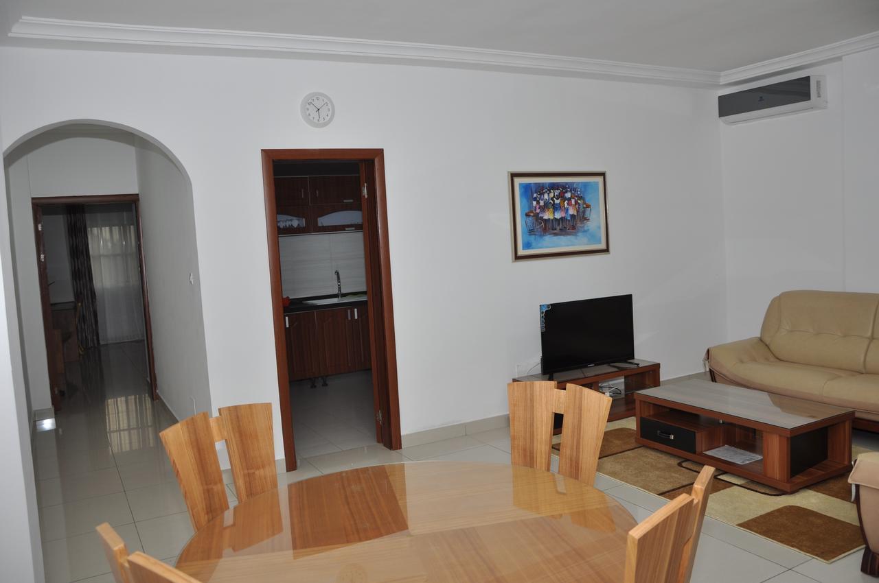 Rosalie'S Suites Λομέ Εξωτερικό φωτογραφία